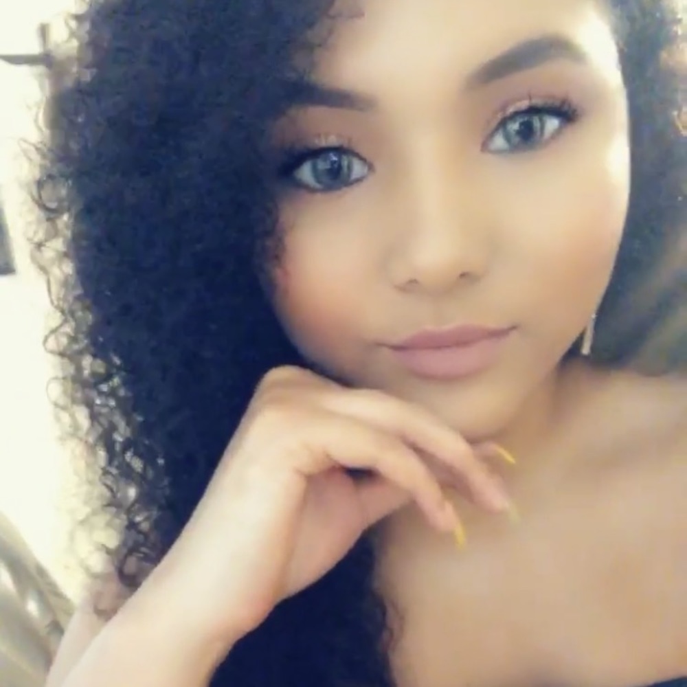 Meet your Posher, Gina